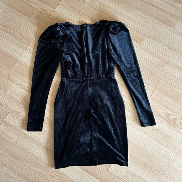 Urban Revivo Black Velvet Mini Dress Size 4 - Picture 10 of 10